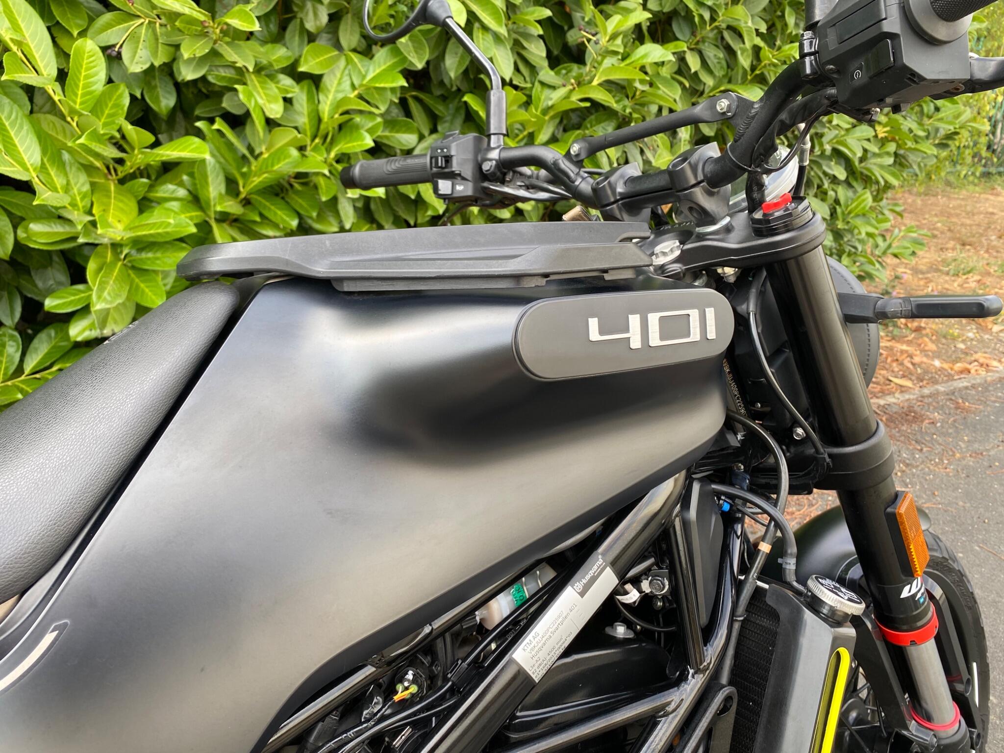 2024 24 Reg Husqvarna Svartpilen 401